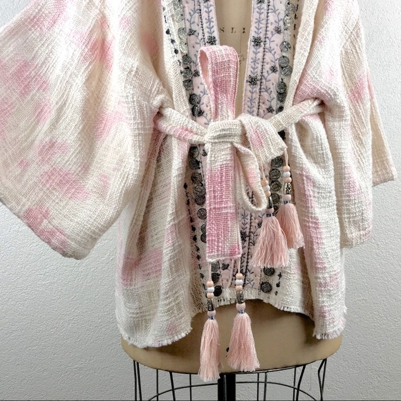 Anthropologie l ALL Beautiful Stories Livia Textured Handmade Tassel Kimono Wrap - Picture 3 of 10